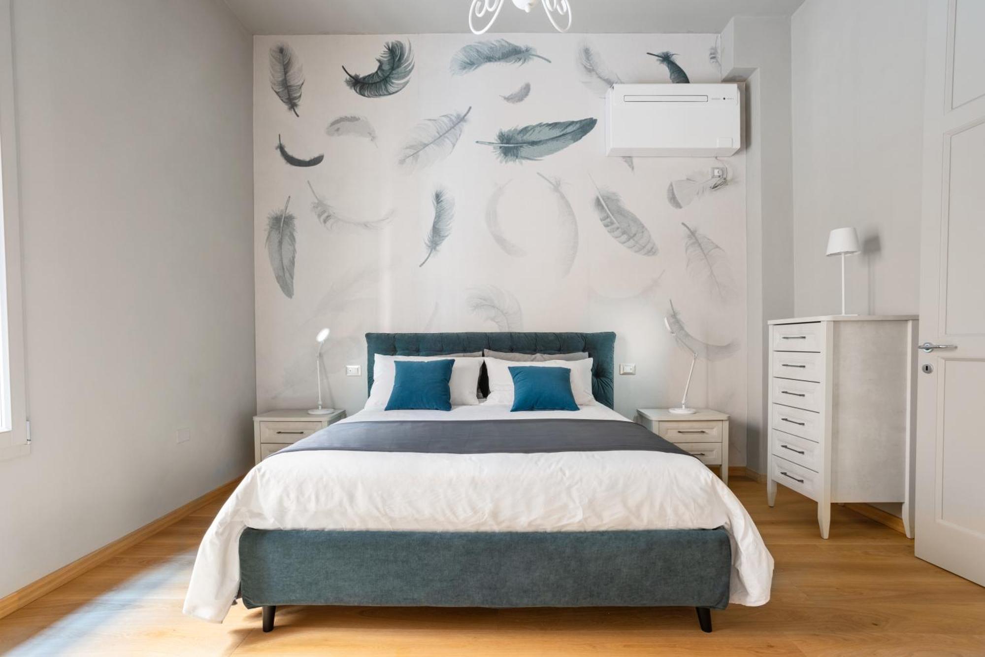 Central And Comfy Apartment Free Netflix And Disney Plus 博洛尼亚 外观 照片